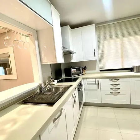 Las Mimosas Beach Garden Puerto Banus Apartment
